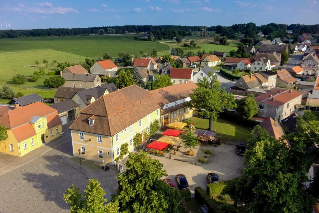 Gasthof Zum Hirsch Hotel Drehna Exterior photo